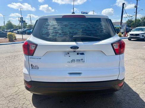Used 2019 Ford Escape S FWD image 4