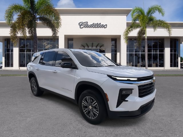 Certified 2024 Chevrolet Traverse LS FWD image 2