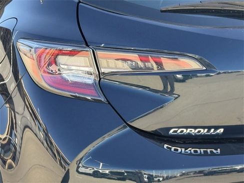 Used 2022 Toyota Corolla XSE image 6