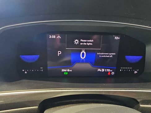 Used 2022 Volkswagen Tiguan SE image 26