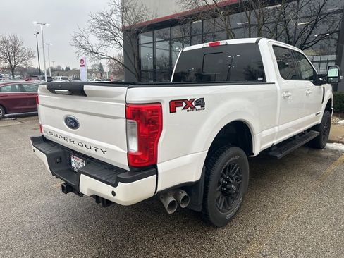 Used 2019 Ford F250 Lariat image 3