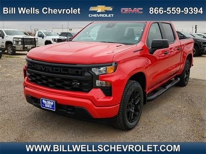 New 2026 Chevrolet Silverado 1500 Custom w/ Turbomax Blackout Package