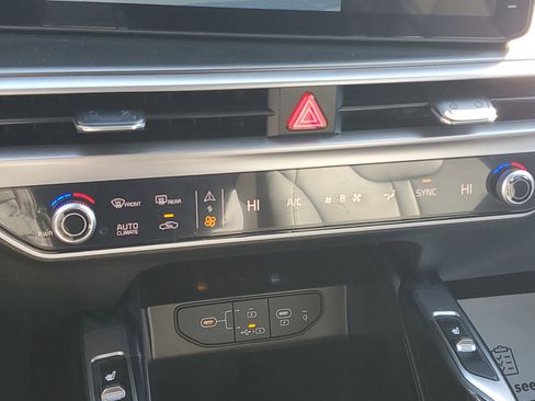 New 2026 Kia Sorento S w/ S Panoramic Sunroof Package image 27