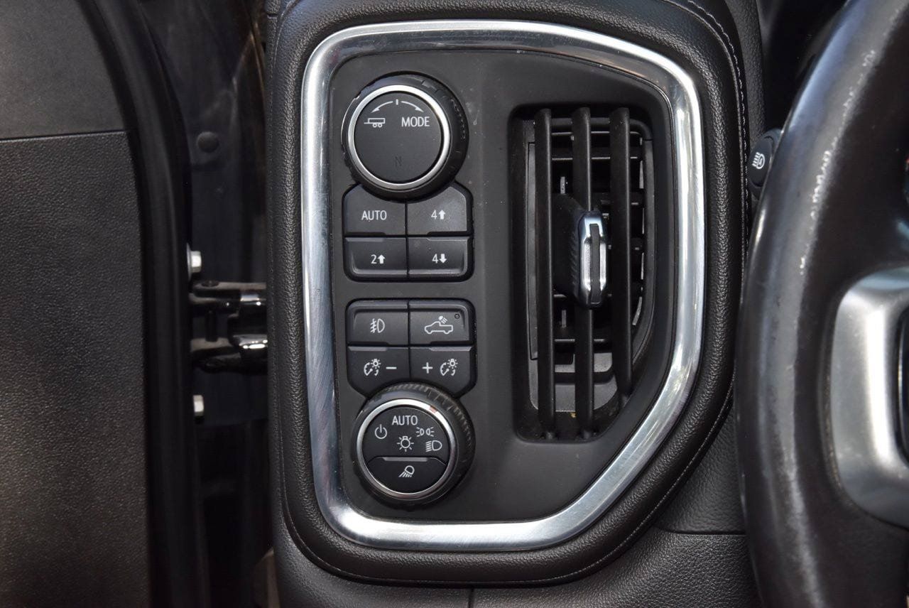Used 2022 Chevrolet Silverado 1500 LTZ w/ Safety Package II AWD/4WD image 26