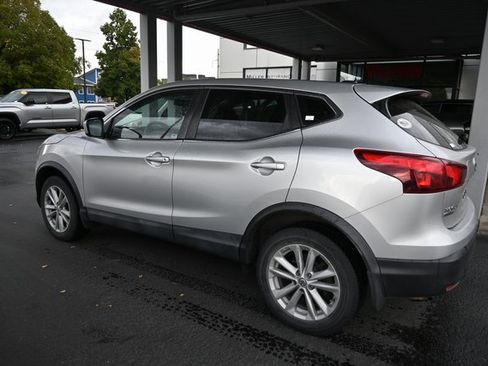 Used 2017 Nissan Rogue Sport S w/ S Appearance Package image 6