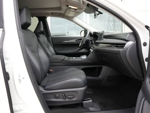 Used 2023 INFINITI QX60 Luxe w/ Cargo Package FWD image 23