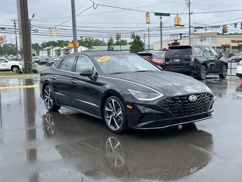 Certified 2023 Hyundai Sonata SEL Plus FWD image 3