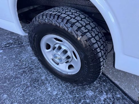 Used 2021 Chevrolet Express 2500 w/ Driver Convenience Package image 29