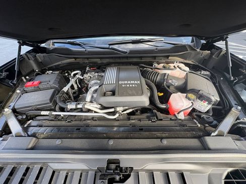 Used 2026 Chevrolet Silverado 1500 Custom Trail Boss AWD/4WD image 19