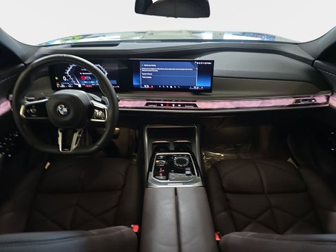 Used 2023 BMW 740i w/ Parking Assistance Package image 12