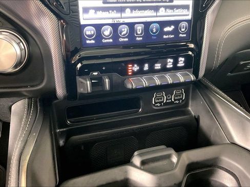 Used 2021 RAM 1500 Limited AWD/4WD image 15
