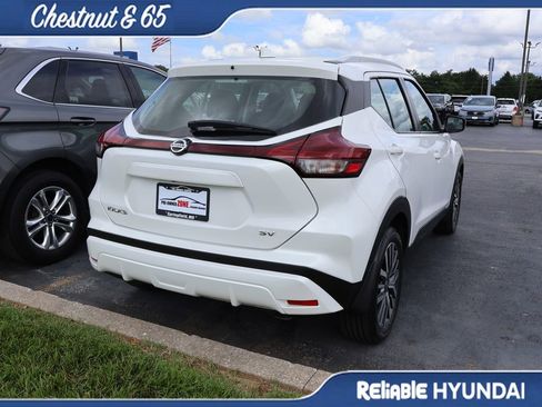Used 2021 Nissan Kicks SV FWD image 22