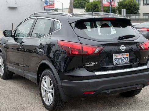 Used 2019 Nissan Rogue Sport SV FWD image 10