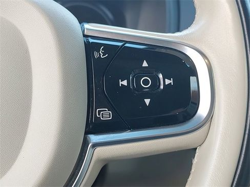 Used 2021 Volvo XC90 T8 Inscription Expression w/ Advanced Package image 22