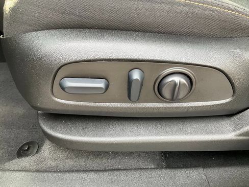 Used 2022 Chevrolet Equinox LT image 6