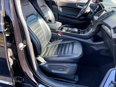 Used 2020 Ford Edge SEL FWD image 29