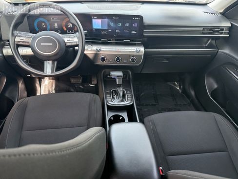 Used 2025 Hyundai Kona SE image 27