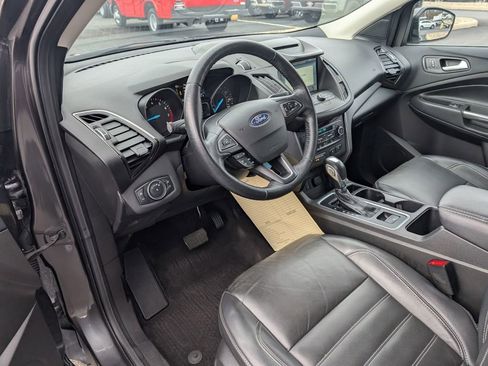 Used 2018 Ford Escape SEL image 12