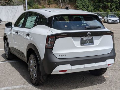 New 2026 Nissan Kicks S FWD image 7