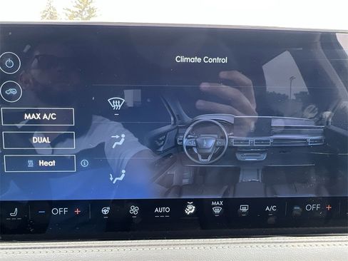 Used 2024 Lincoln Corsair Grand Touring w/ Equipment Group 301A image 23