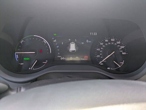 New 2026 Toyota Sienna XLE FWD image 30