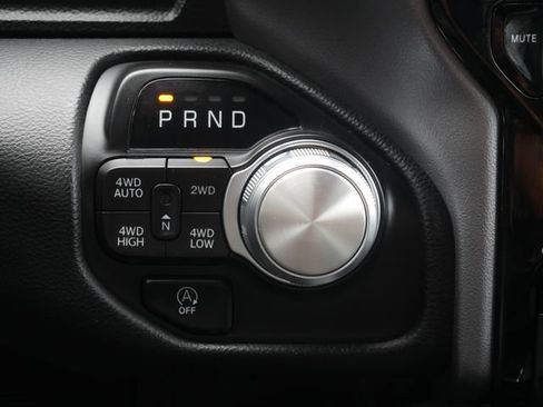Used 2024 RAM 1500 Laramie AWD/4WD image 22
