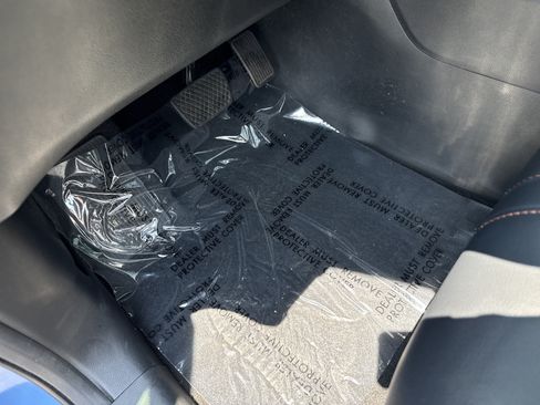 Used 2024 Honda Pilot TrailSport image 17