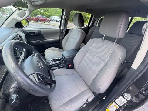 Certified 2023 Toyota Tacoma SR AWD/4WD image 13