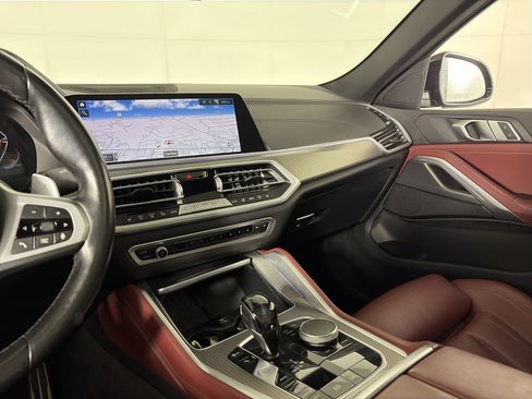 Used 2021 BMW X6 xDrive40i w/ M Sport Package image 25