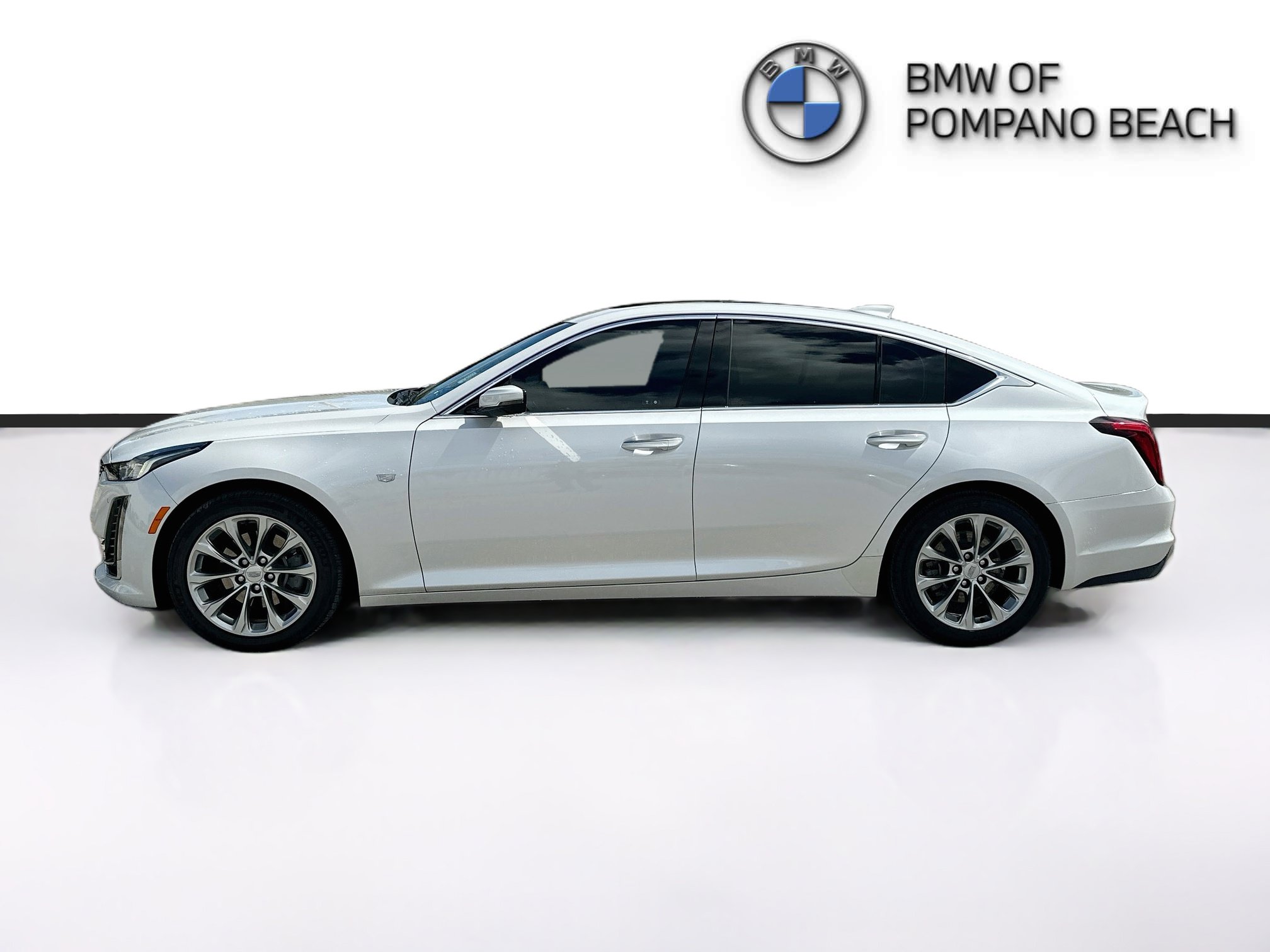 Used 2023 Cadillac CT5 Premium Luxury RWD image 4