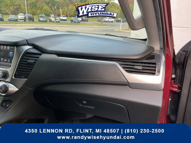 Used 2020 Chevrolet Suburban LT AWD/4WD image 38