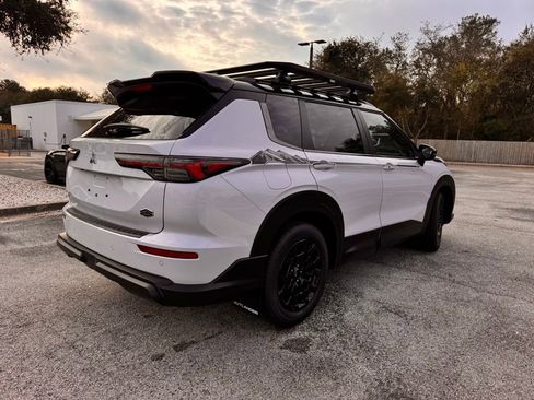 New 2026 Mitsubishi Outlander AWD image 8