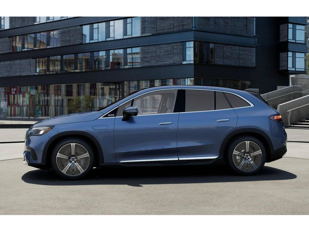 Certified 2023 Mercedes-Benz EQE 350+ 4MATIC SUV image 35