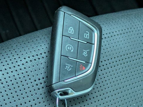 Certified 2022 Cadillac Escalade Sport image 36