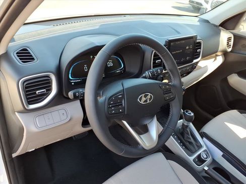 New 2026 Hyundai Venue SEL image 12