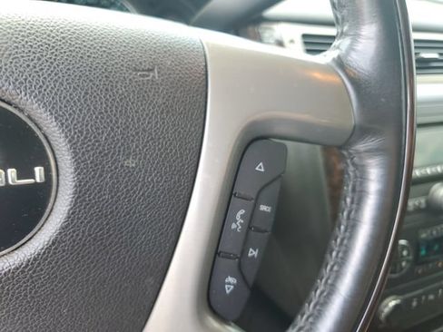 Used 2009 GMC Yukon Denali AWD/4WD image 13