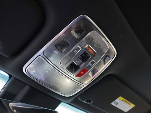 New 2025 Genesis G80 2.5T Sport Prestige image 17