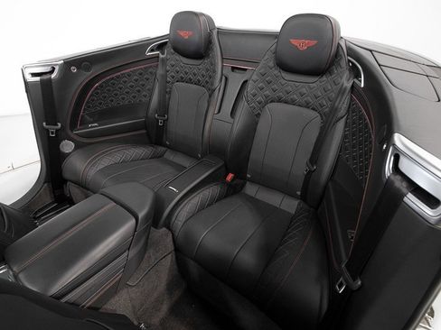 Used 2020 Bentley Continental GT image 38