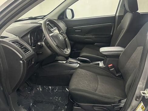 Used 2020 Mitsubishi Outlander Sport ES FWD image 11