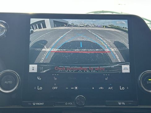 Used 2025 Lexus NX 250 FWD w/ Towing Package (2000 Lbs) image 24