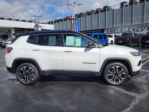 Used 2022 Jeep Compass Limited w/ Sun and Sound Group AWD/4WD image 31