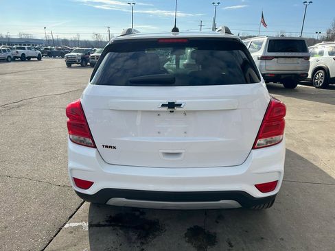 Used 2018 Chevrolet Trax LT w/ Redline Edition image 6