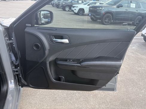 Used 2023 Dodge Charger R/T w/ Blacktop Package image 43