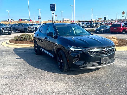 Used 2021 Buick Envision Essence w/ Sport Touring Package image 4