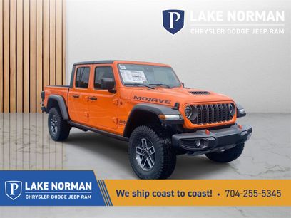 New 2025 Jeep Gladiator Mojave w/ Convenience Group