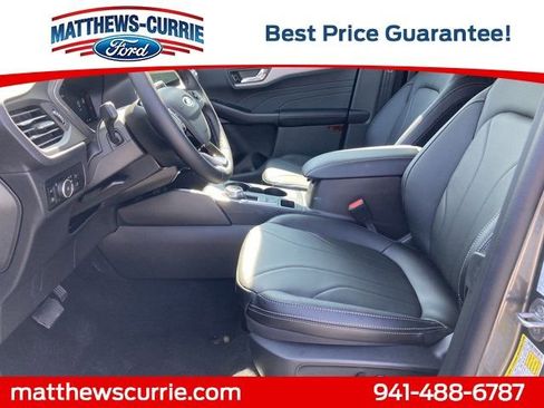 New 2025 Ford Escape SE w/ PHEV Premium Package image 10