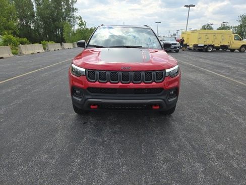 Used 2024 Jeep Compass Trailhawk w/ Trailhawk Elite Group image 10