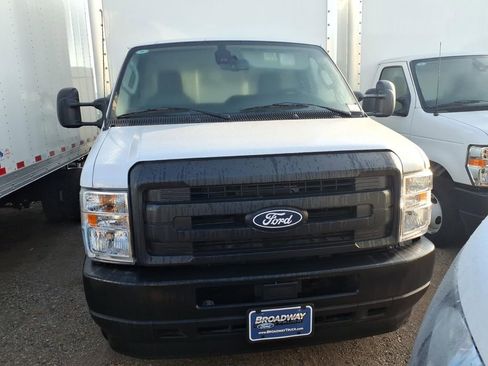 New 2026 Ford E-450 and Econoline 450 Super Duty w/ Power Equipment Group RWD image 2