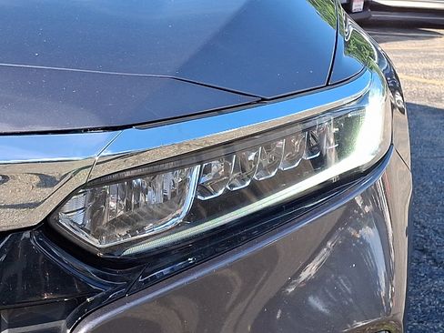 Certified 2020 Honda Accord EX image 9