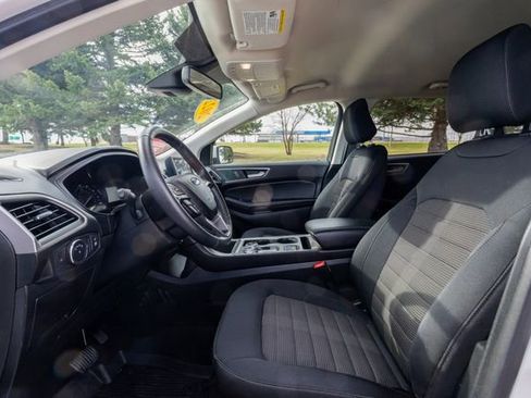 Used 2022 Ford Edge SEL w/ Cold Weather Package AWD/4WD image 11